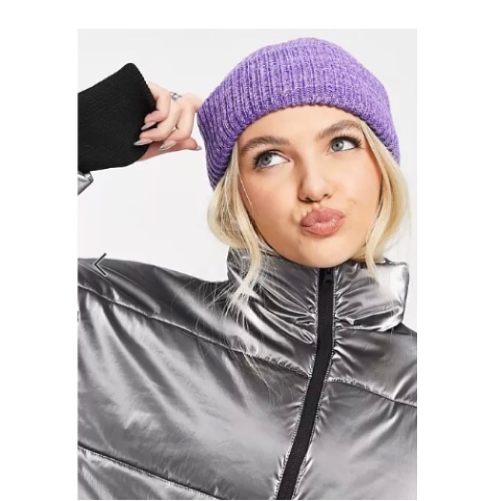 Weekday Candice polyester ribbed beanie in purple melange- PURPLE